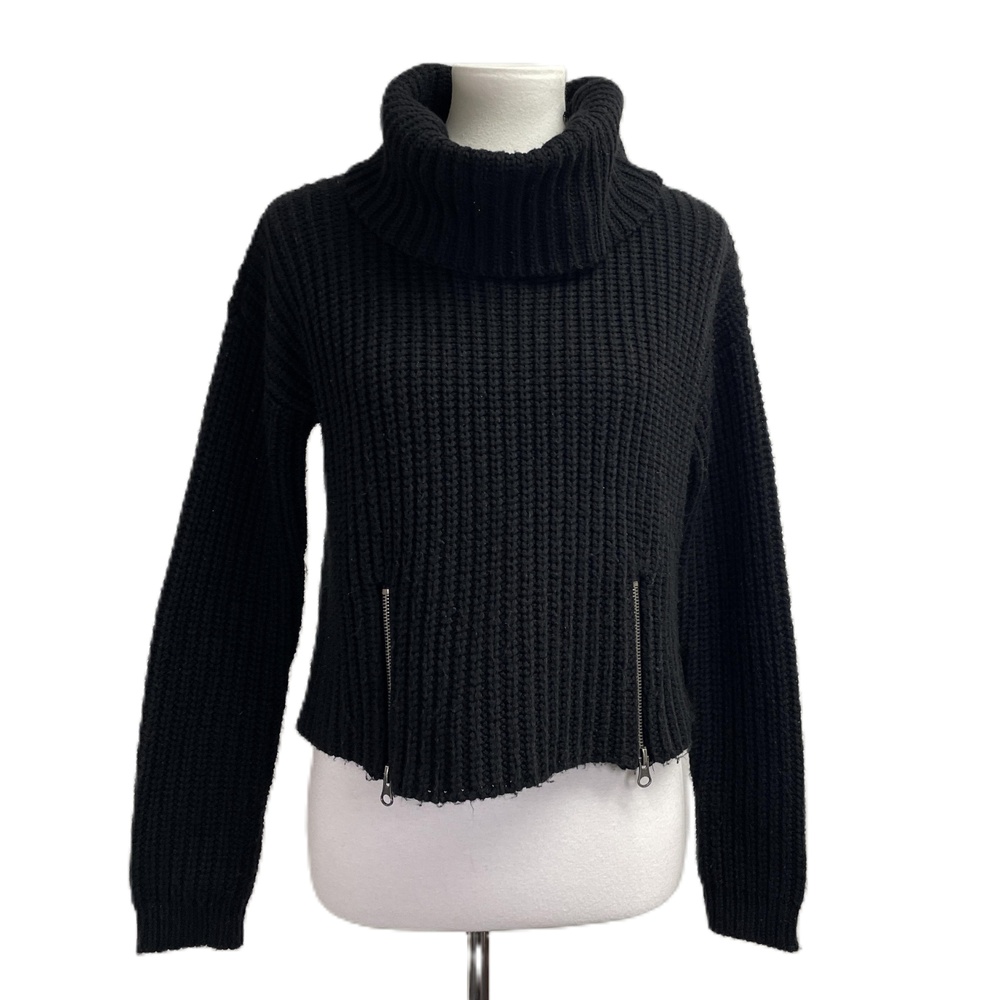 Aqua Black Pullover Ribbed Zipper Detail Turtleneck Sweater, medium. Chunky knit